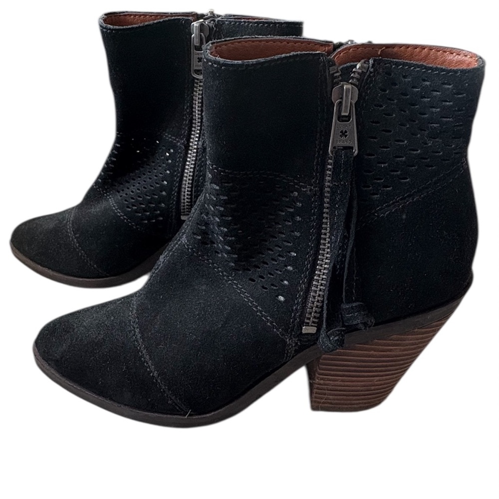 Lucky Brand Black Ankle Bootie - Picture 2 of 5